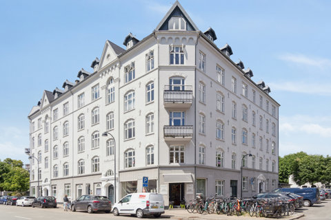 Smuk lejlighed med sublim beliggenhed